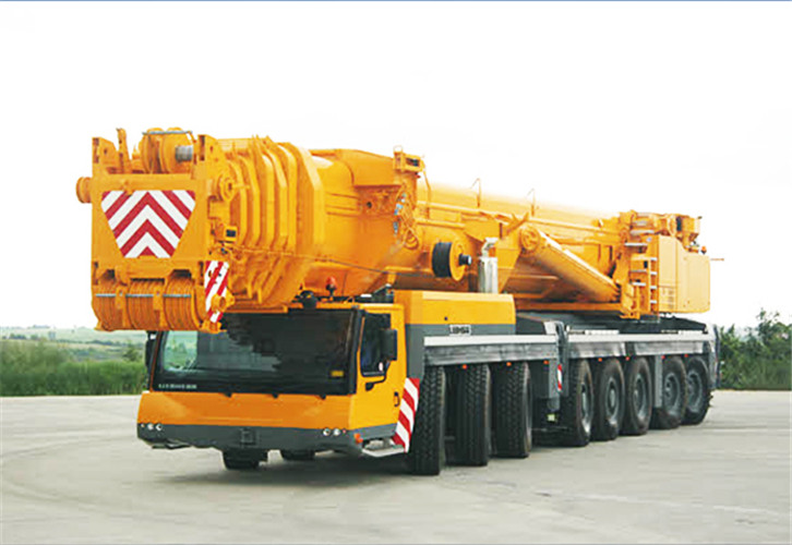 万源市精密设备吊装（如机床、仪器）需要特殊车型吗？