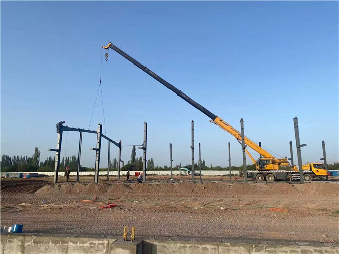 万源市夜间、节假日作业是否有加价？加价比例多少？