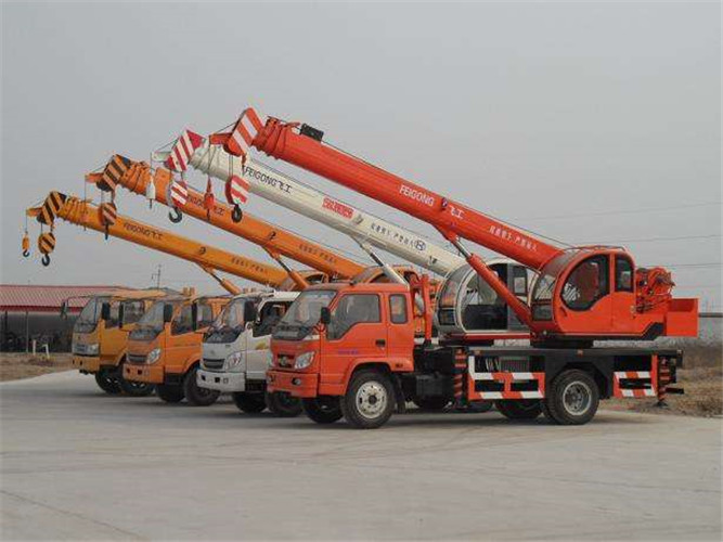 万源市设备出现故障导致停工，怎么处理？是否有备用设备替换？